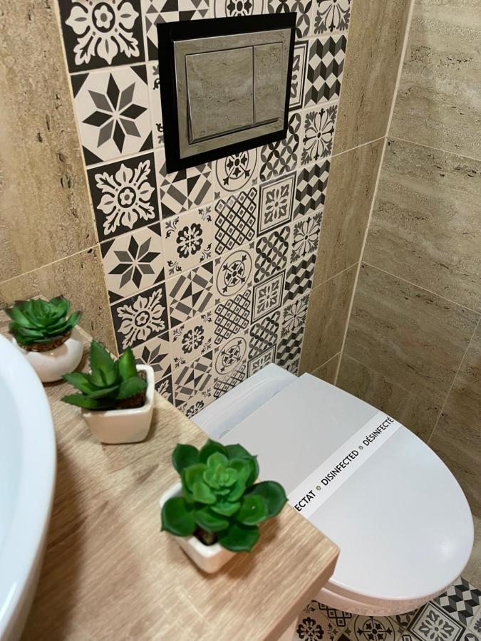 Relax Luxury Apartment Palace Bucureşti Eksteriør bilde
